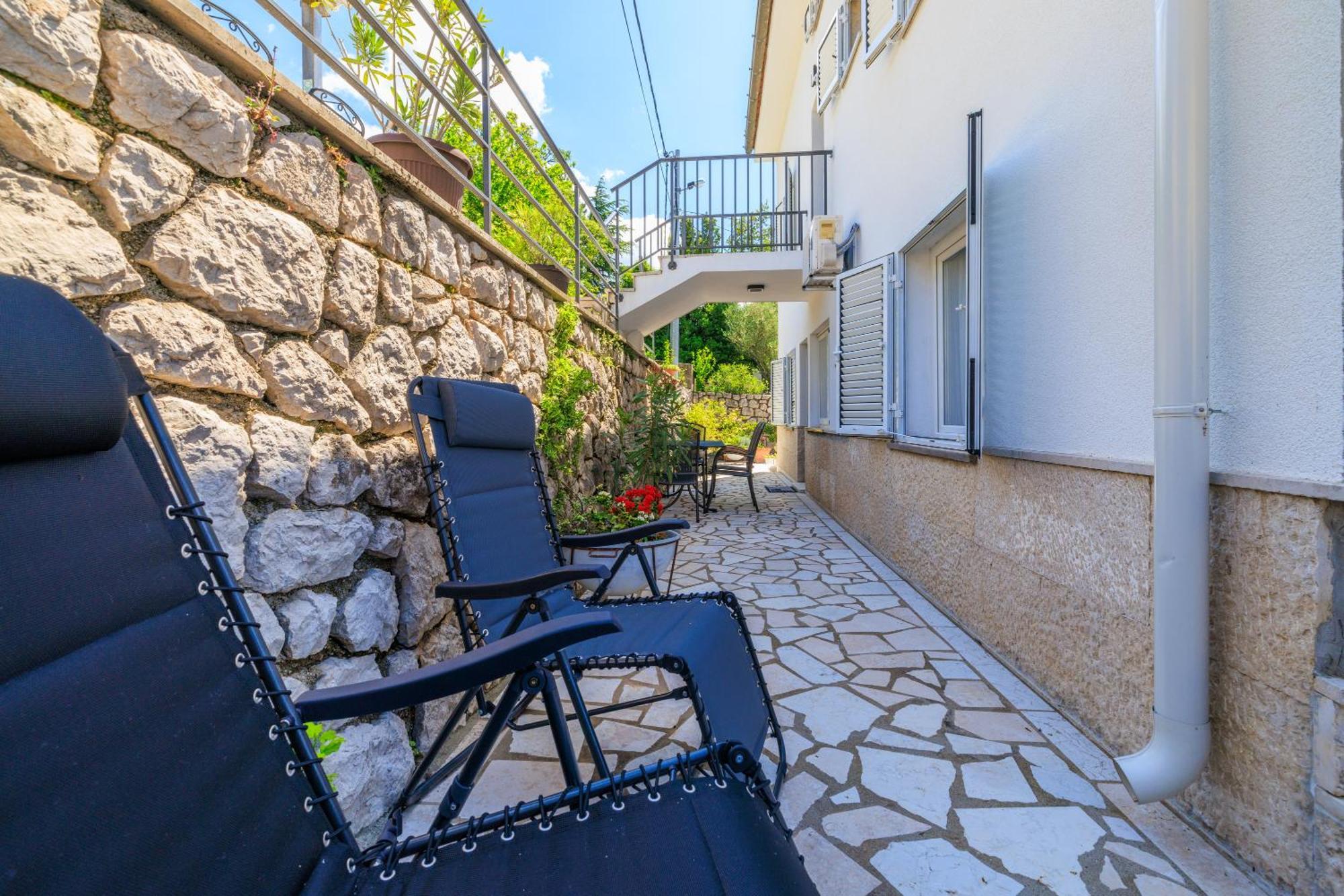 Apartmani Viktorija Jadranovo Kültér fotó