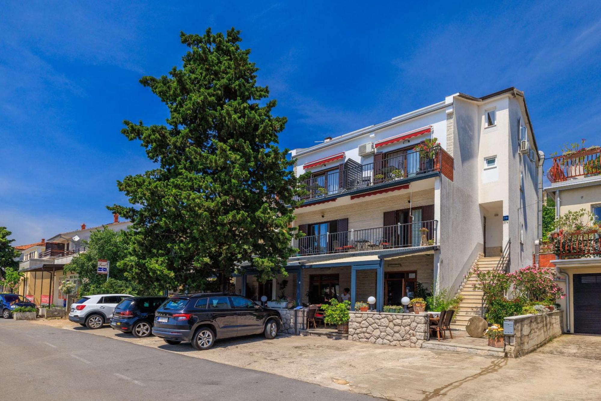 Apartmani Viktorija Jadranovo Kültér fotó